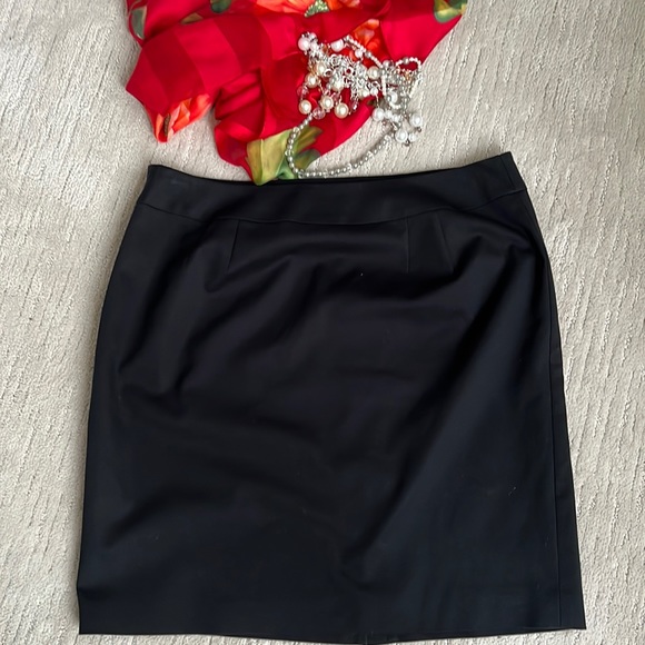 Talbots petite skirt - Picture 2 of 7